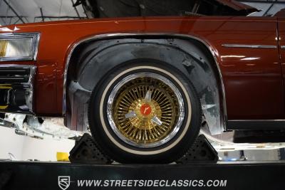 1977 Cadillac Coupe DeVille Lowrider
