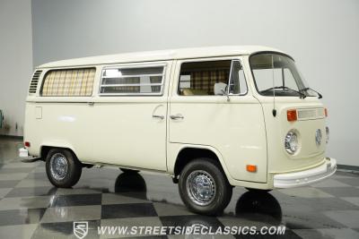 1973 Volkswagen Westfalia Camper Bus