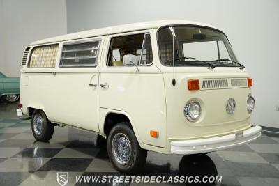 1973 Volkswagen Westfalia Camper Bus