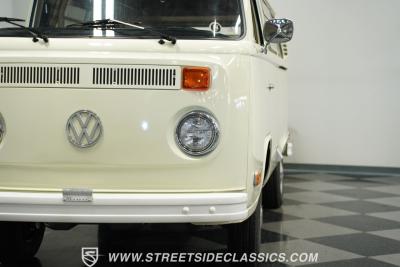 1973 Volkswagen Westfalia Camper Bus
