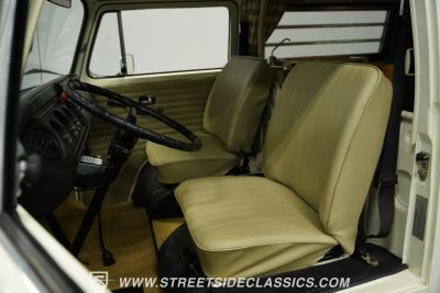 1973 Volkswagen Westfalia Camper Bus
