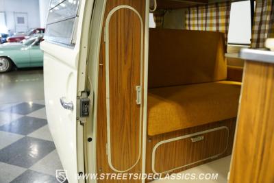 1973 Volkswagen Westfalia Camper Bus