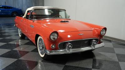 1956 Ford Thunderbird