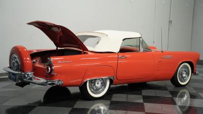1956 Ford Thunderbird