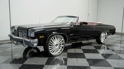 1975 Oldsmobile Delta 88 Royale Convertible
