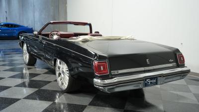 1975 Oldsmobile Delta 88 Royale Convertible
