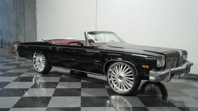 1975 Oldsmobile Delta 88 Royale Convertible