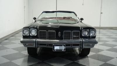 1975 Oldsmobile Delta 88 Royale Convertible