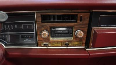 1975 Oldsmobile Delta 88 Royale Convertible