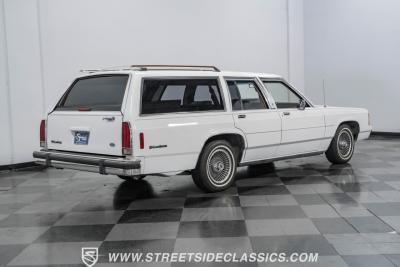 1990 Ford LTD Crown Victoria Wagon