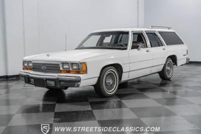 1990 Ford LTD Crown Victoria Wagon