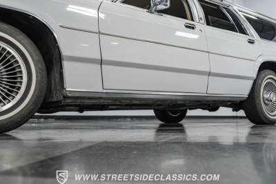 1990 Ford LTD Crown Victoria Wagon