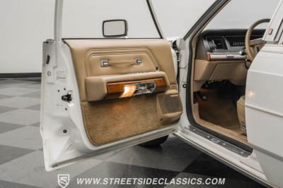 1990 Ford LTD Crown Victoria Wagon