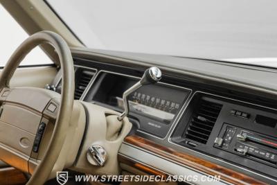 1990 Ford LTD Crown Victoria Wagon