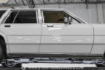 1990 Ford LTD Crown Victoria Wagon