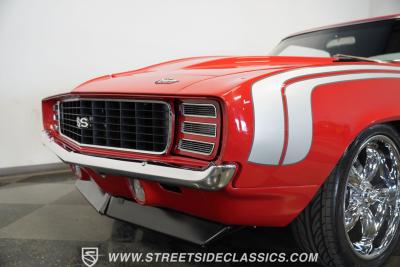 1969 Chevrolet Camaro RS/SS Restomod Tribute