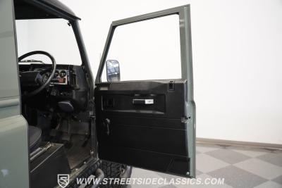 1991 Land Rover Defender