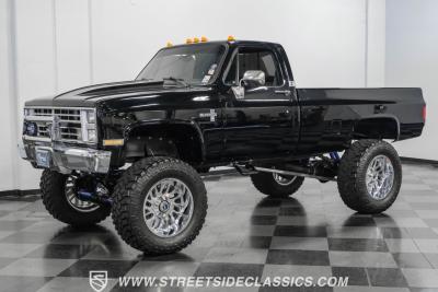 1986 Chevrolet K30 Silverado 4X4