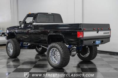 1986 Chevrolet K30 Silverado 4X4