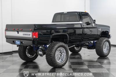 1986 Chevrolet K30 Silverado 4X4