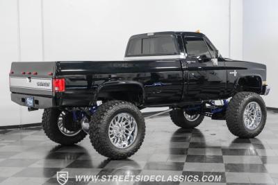 1986 Chevrolet K30 Silverado 4X4