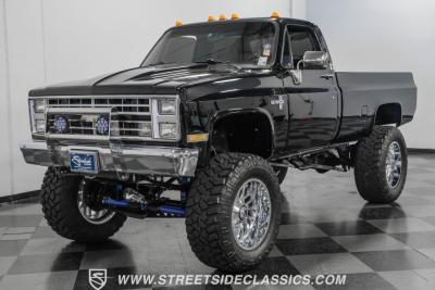 1986 Chevrolet K30 Silverado 4X4