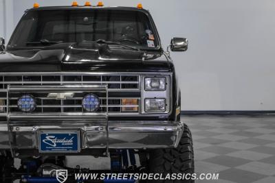 1986 Chevrolet K30 Silverado 4X4