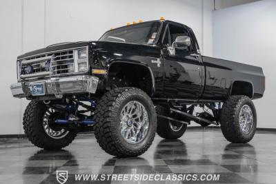 1986 Chevrolet K30 Silverado 4X4