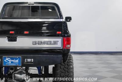 1986 Chevrolet K30 Silverado 4X4