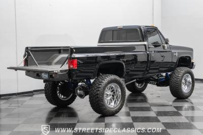 1986 Chevrolet K30 Silverado 4X4