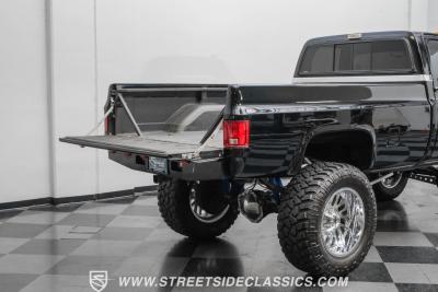 1986 Chevrolet K30 Silverado 4X4