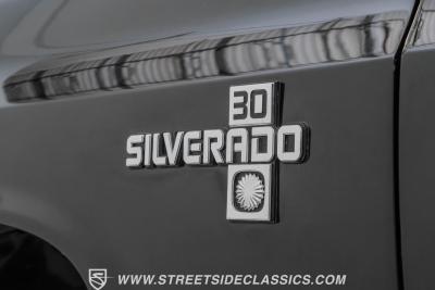 1986 Chevrolet K30 Silverado 4X4