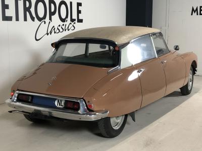 1957 Citro&euml;n ID 19