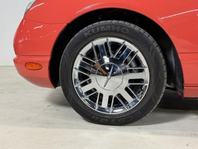 2003 Ford Thunderbird