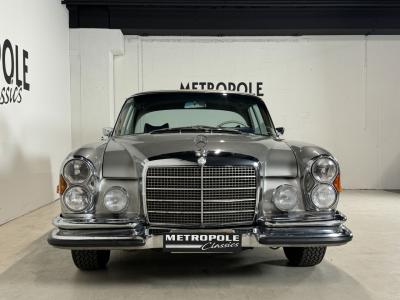 1970 Mercedes - Benz 200 series