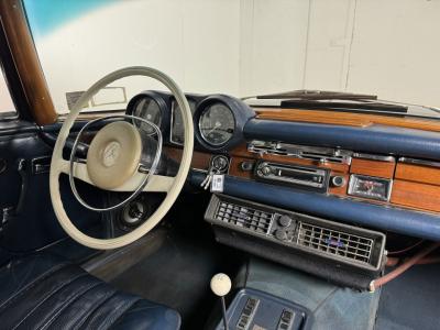1970 Mercedes - Benz 200 series