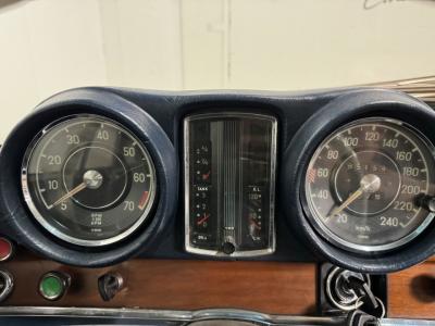 1970 Mercedes - Benz 200 series