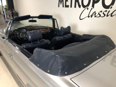 1970 Mercedes - Benz 200 series