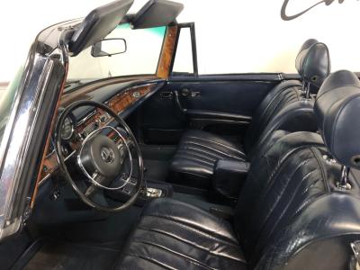 1970 Mercedes - Benz 200 series