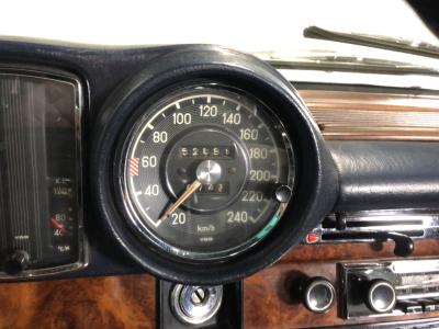 1970 Mercedes - Benz 200 series