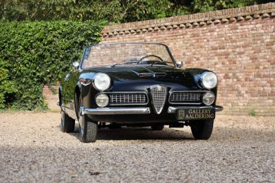 1961 Alfa Romeo 2000 Touring Spider