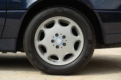 1995 Mercedes - Benz SL 320