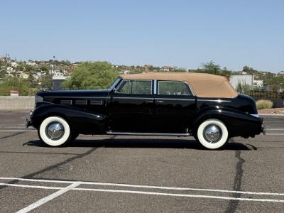 1938 Cadillac Series 75 Convertible Sedan