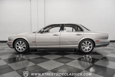 2004 Jaguar XJ8