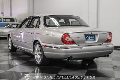 2004 Jaguar XJ8