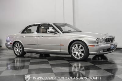 2004 Jaguar XJ8