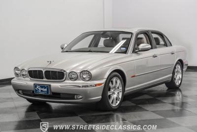 2004 Jaguar XJ8