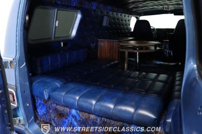 1977 Dodge D200 Van