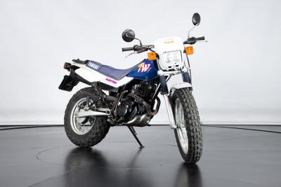 1995 Yamaha TW 200