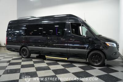2022 Mercedes - Benz Sprinter